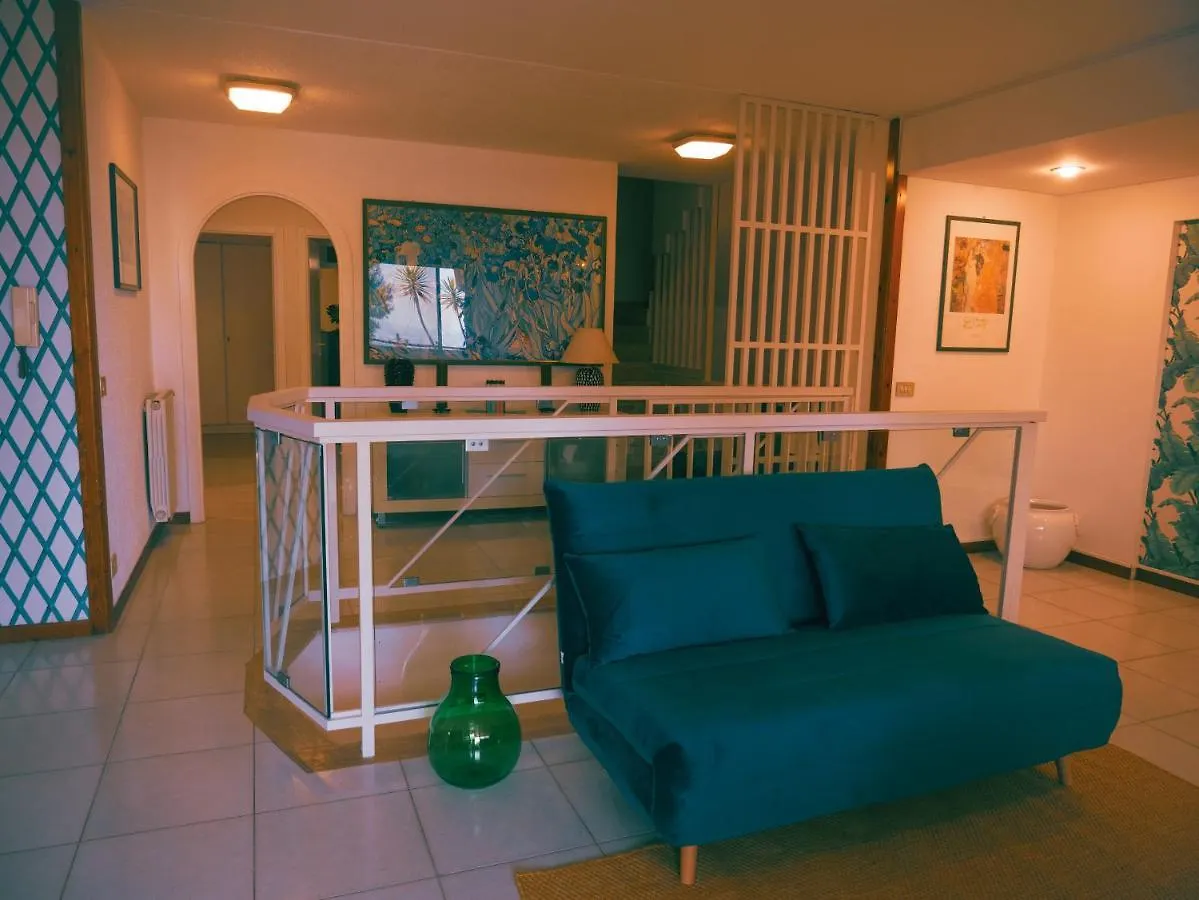 Villa Sea Apartment & Pool 2 Palermo